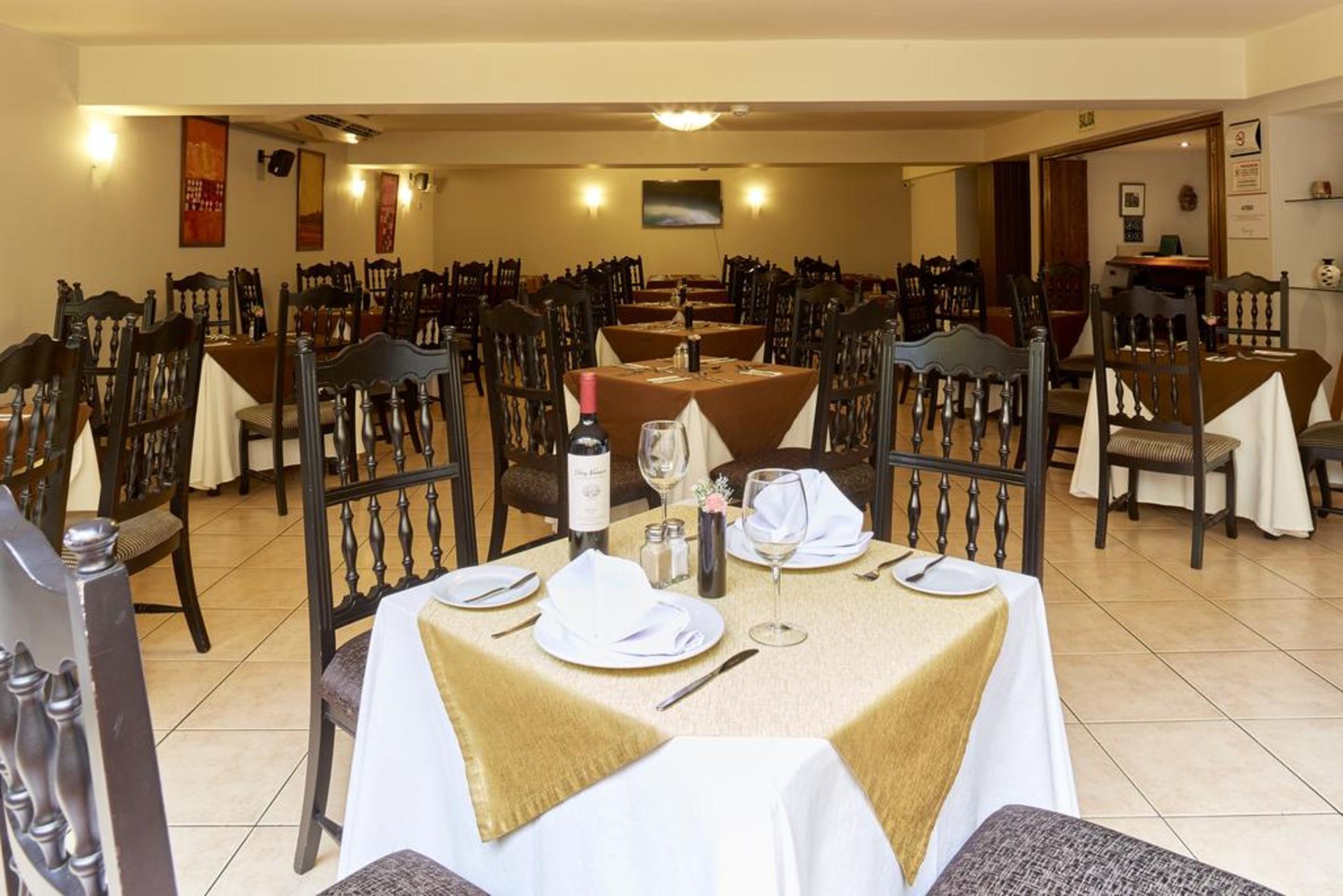 Hotel Carrera Lima Bagian luar foto