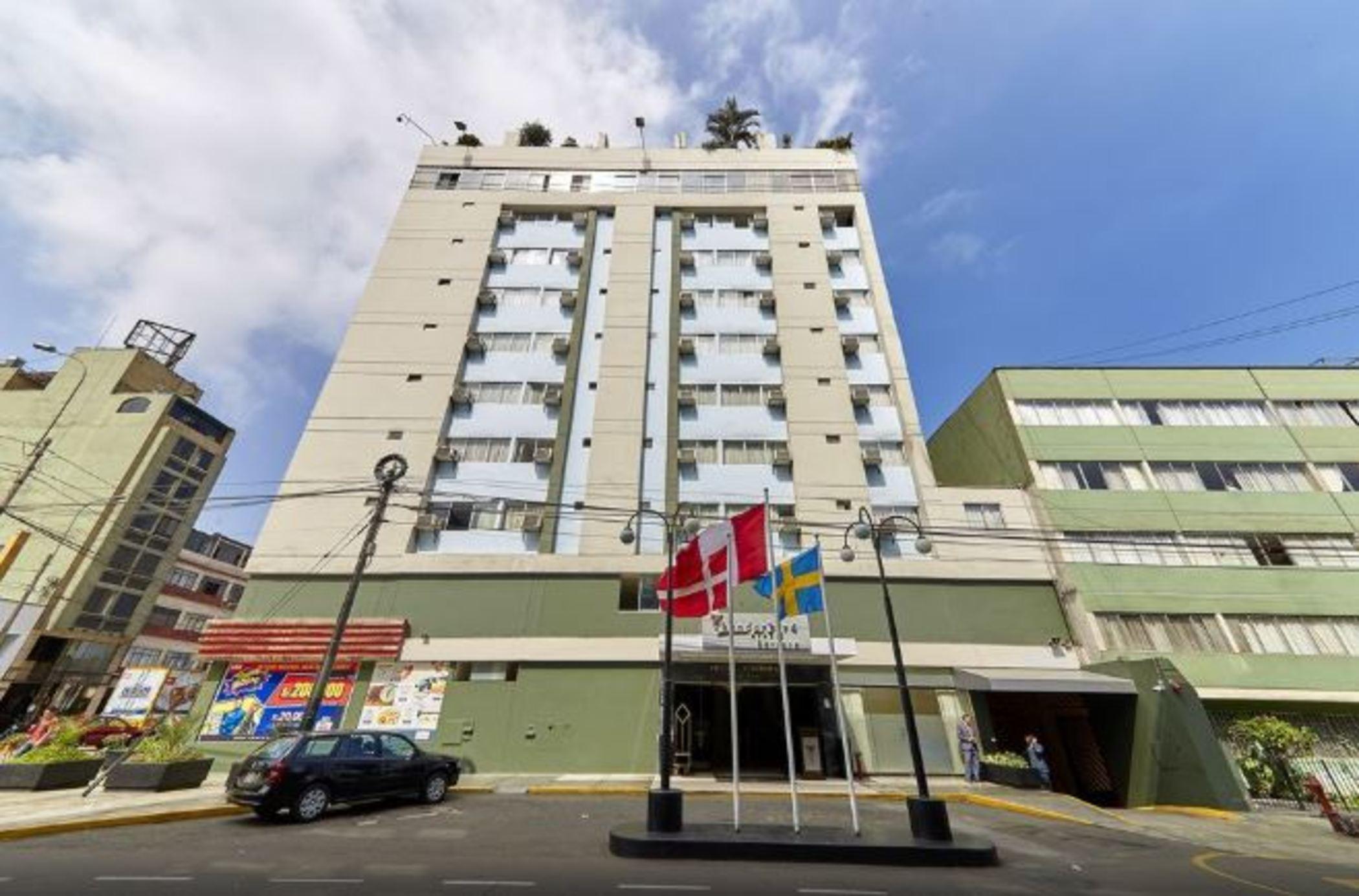 Hotel Carrera Lima Bagian luar foto