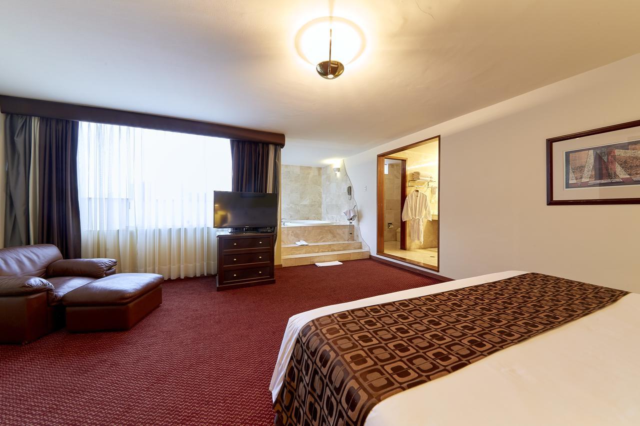 Hotel Carrera Lima Bagian luar foto